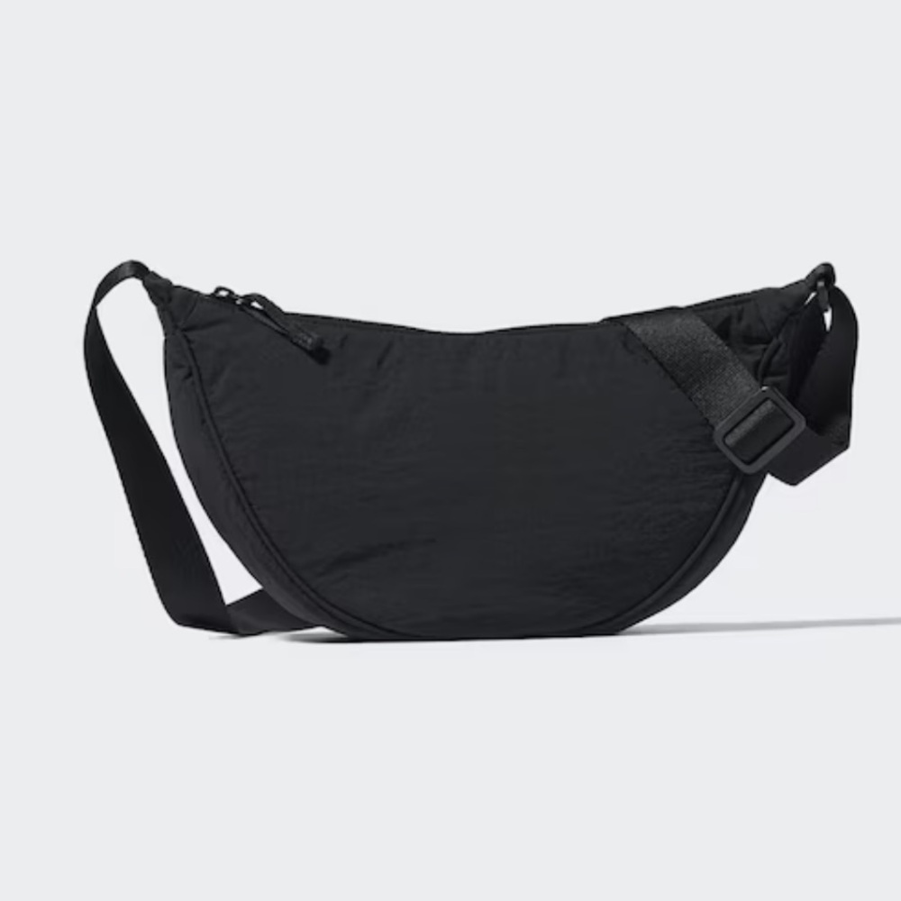 Uniqlo Black Round Mini Shoulder Bag
